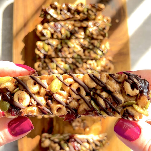 Crunchy, chewy Homemade Healthy paleo cereal bars