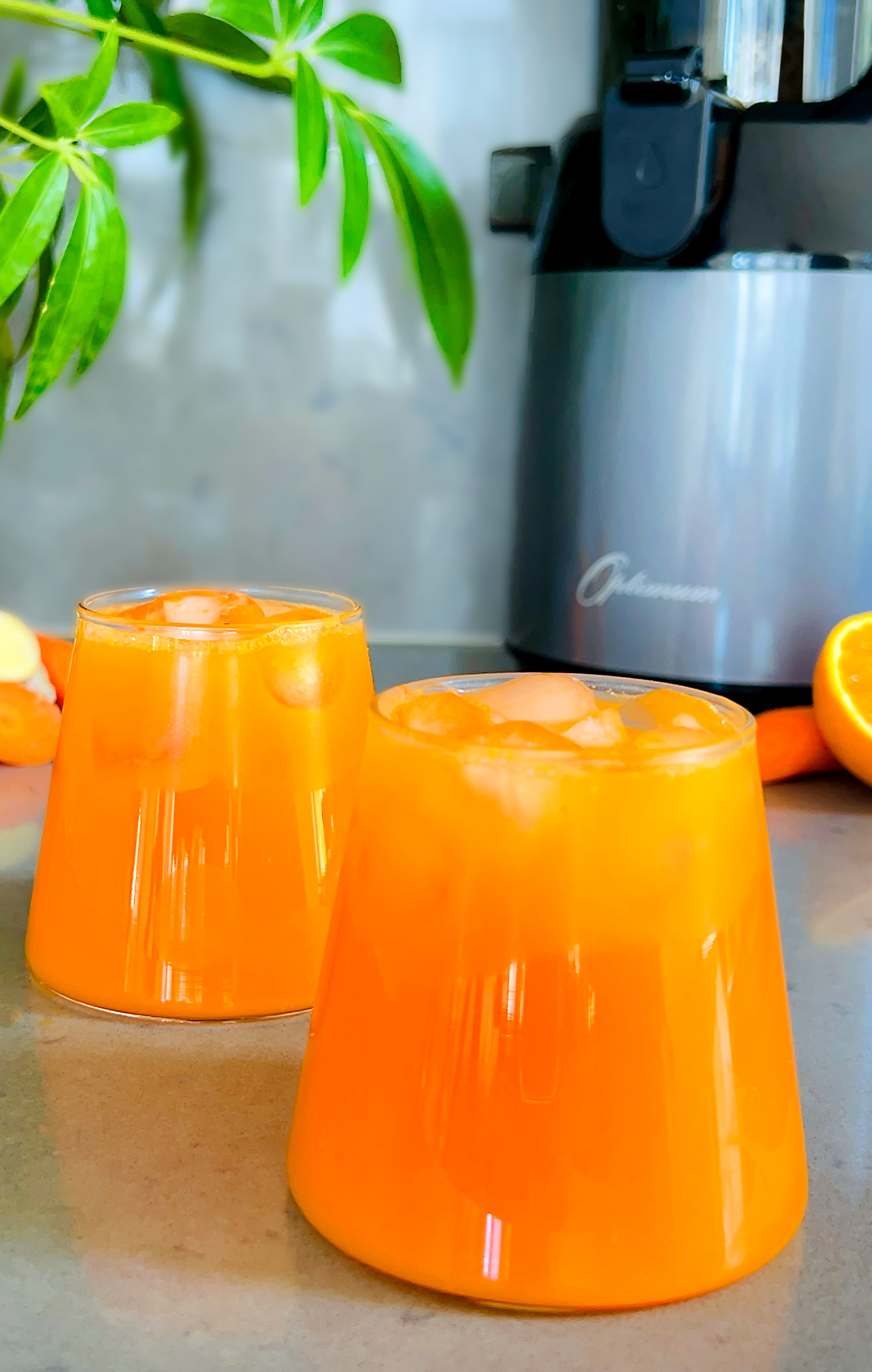 Orange carrot ginger turmeric juice for immune support – packed with antioxidants and vitamin C for Cold and flu relief, detox, and skin glow