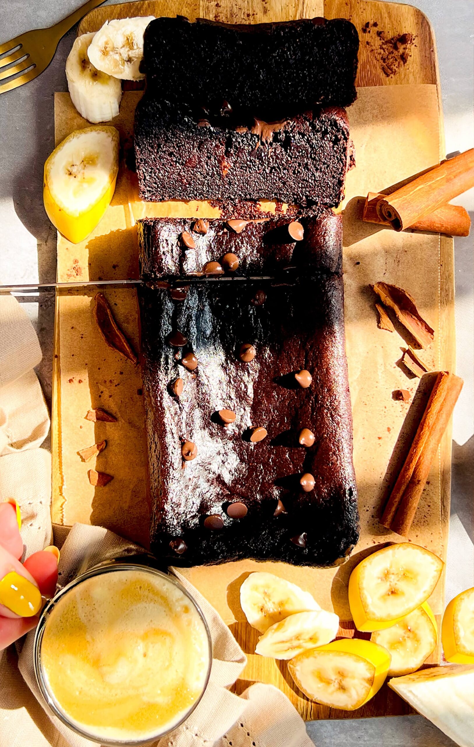 Rich and fudgy flourless banana brownies with a gooey chocolate texture, paleo and refined sugar-free