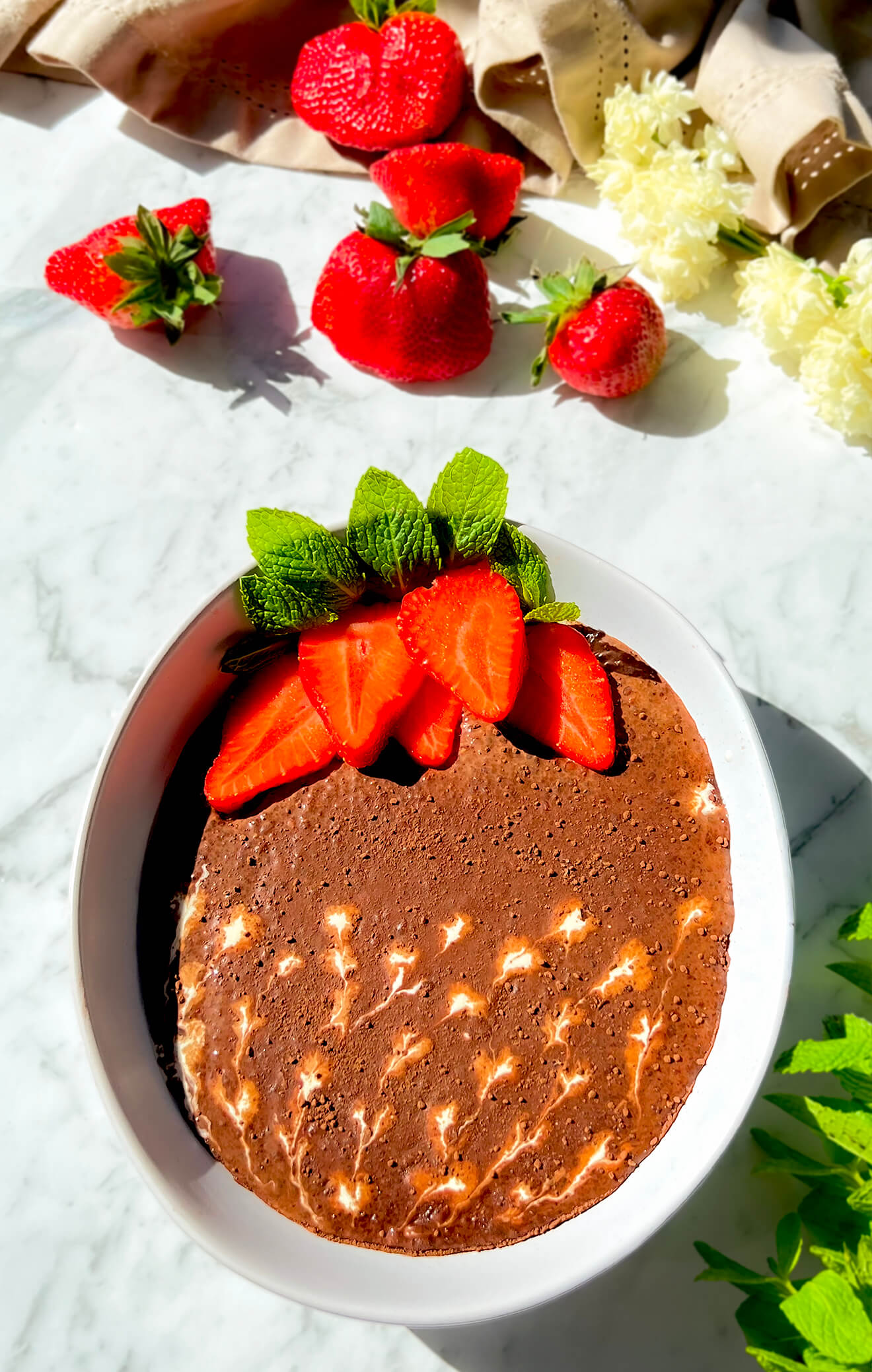 Weight Loss Recipe - Sugar- Free Chocolate Chia Pudding in a bowl, with creamy, crunchy, and chocolaty texture, low carb & Vegan