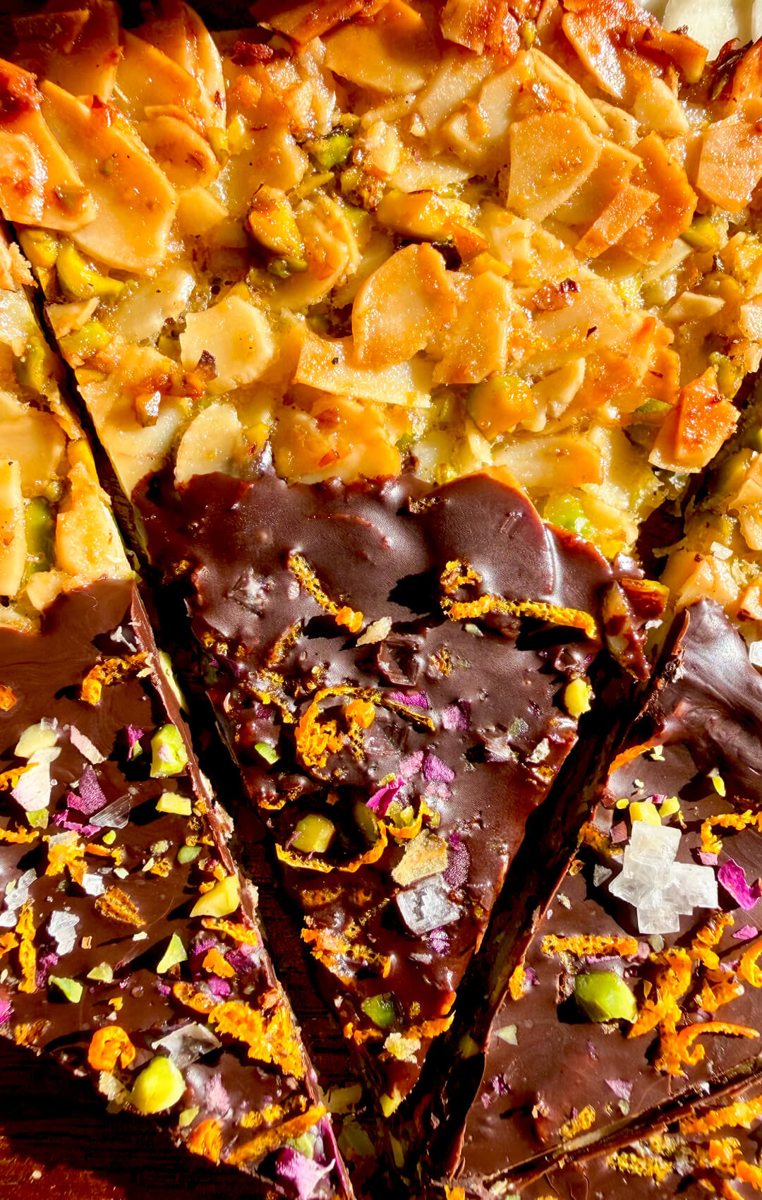 22 gluten free almond pistachio florentine cookie pizza wedges