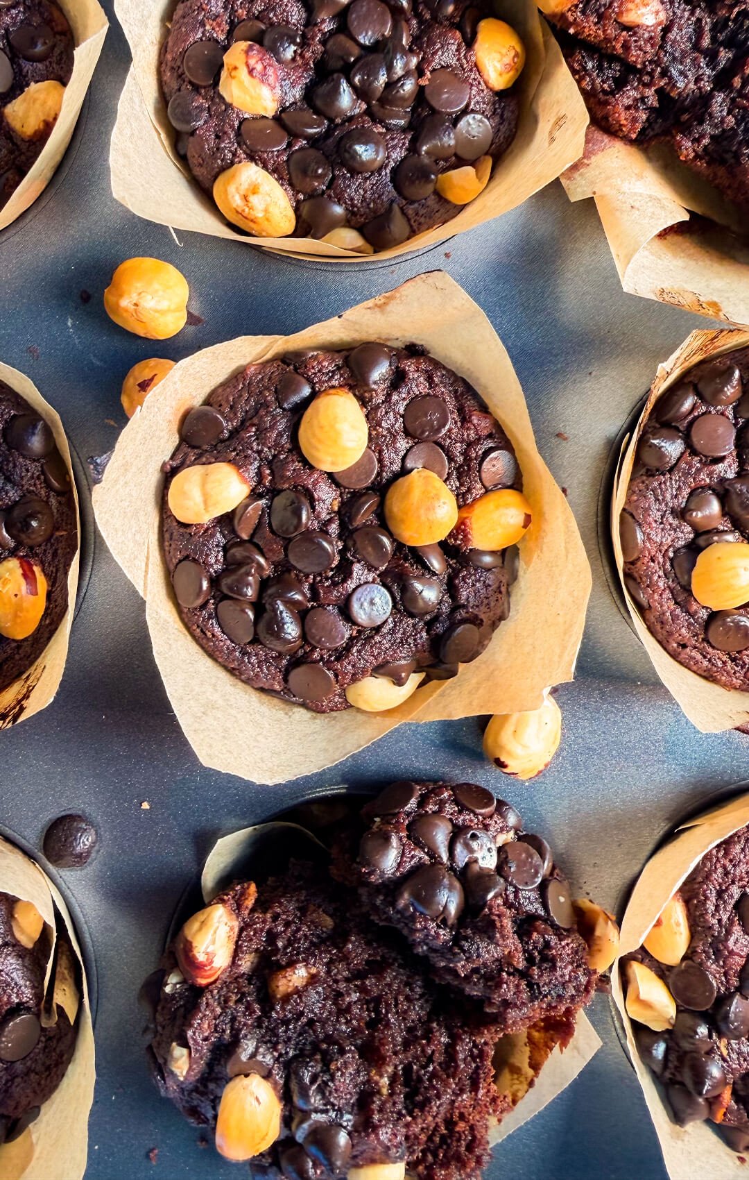 Fudgy Banana Chocolate Muffins Texture 08